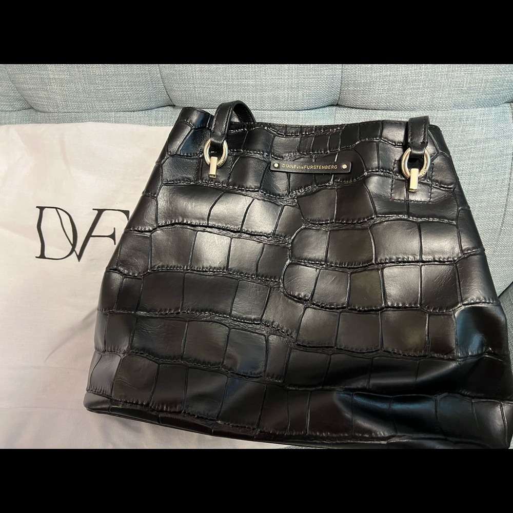 DVF Black leather purse